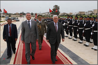 Mahmoud Abbas bei seinem Besuch in Tunesien