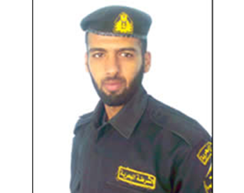 En las Fuerzas de seguridad: Mohammad al-Kilani en uniforme de guardacostas (khtwa.com)