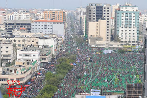 گردهمآیی بزرگ حماس در یادبود شیخ احمد یاسین بنیانگزار این سازمان