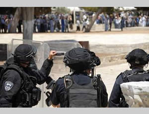 Enfrentamientos entre palestinos y las fuerzas de seguridad en el Monte del Templo (Voceros de la Policía, 4 de agosto de 2014)