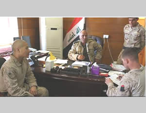 US Army personnel advising Iraqi Army officers (CENTCOM website, March 7, 2015)