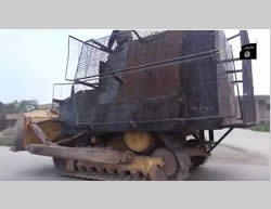 Tractor driven by a suicide bomber  (Isdarat al-Dawla al-Islamiyya, May 17, 2015)