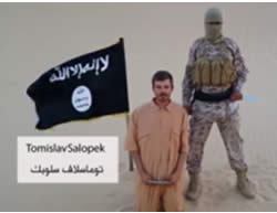 Croatian national held by operatives of ISIS’s Sinai province in a video released by ISIS (isdarat.tv, August 5, 2015). 