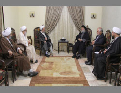 Clerics from Qom meet with Hassan Nasrallah (third from right) (Mehr, June 8, 2016).