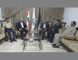 The Iranian delegation meets with Hamas' representative in Beirut (IRNA, September 1, 2016).