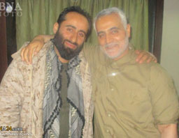 Mostafa Zalnejad (left) with Islamic Revolutionary Guards Corps commander Qasem Soleimani (ABNA, February 14, 2017).