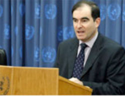 John Ging, at the time director of UNRWA operations in the Gaza Strip (UNRWA website, April 23, 2009). Hamas accused him of 