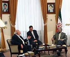 Ahmed Jibril at a meeting with Kattam Jalili