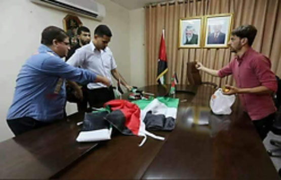 Preparations at Mahmoud Abbas's house in the Gaza Strip for the Palestinian government meeting (Palinfo Twitter account, October 1, 2017).