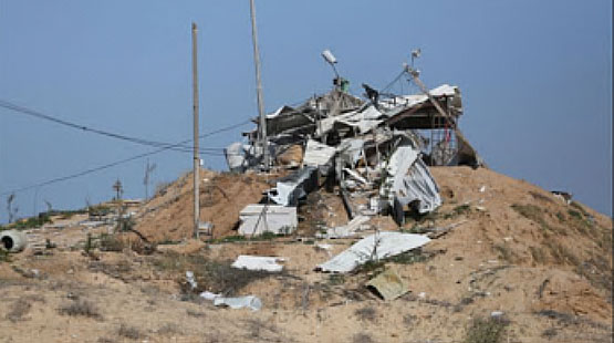 Ein Posten des militärischen Arms der PIJ im nördlichen Gazastreifen, nach dem Angriff der IDF (Safa Nachrichtenagentur, 4. Dezember 2017)