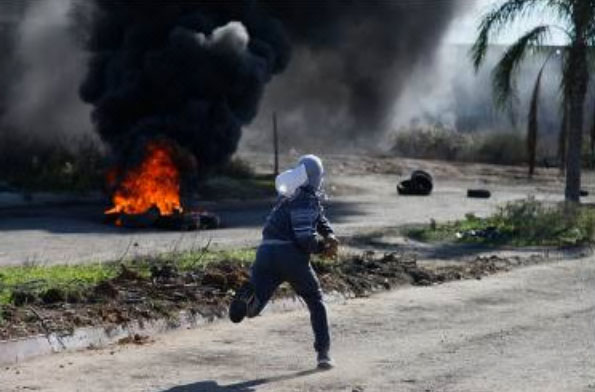 Riots and clashes in Qalqilya (Wafa, December 8, 2017).