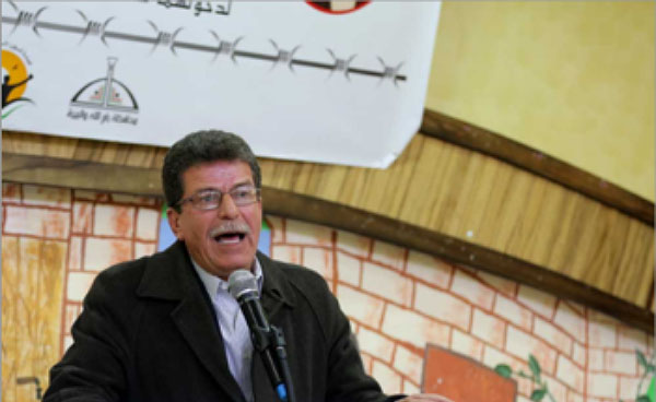 Qadoura Fares, chairman of the Palestinian Prisoners' Club (right) and Issa Qaraqe, chairman of the PA Commission of Detainees and Ex-Detainees Affairs (Wafa, January 14, 2018).