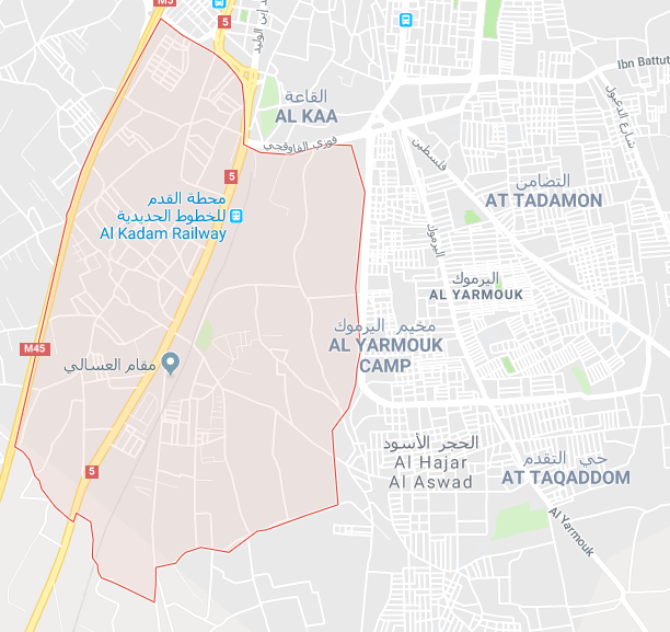 Le quartier d'Al-Qadam (en rouge) à l'Ouest du camp de réfugiés de Yarmouk (Google Maps)