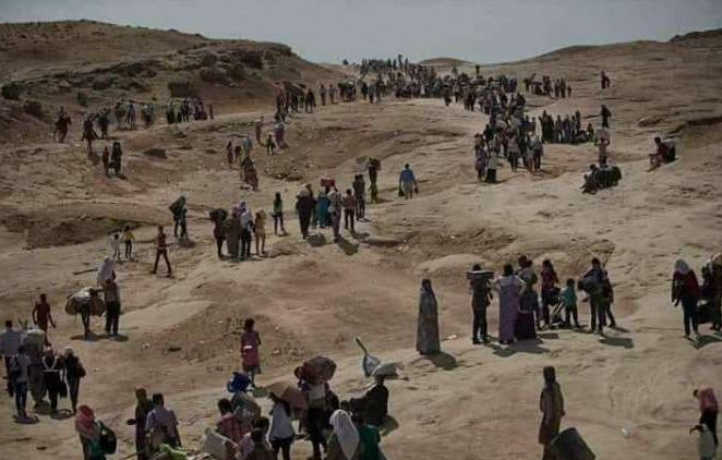 Displaced persons fleeing their villages in the Daraa area (Orient News, June 30, 2018).