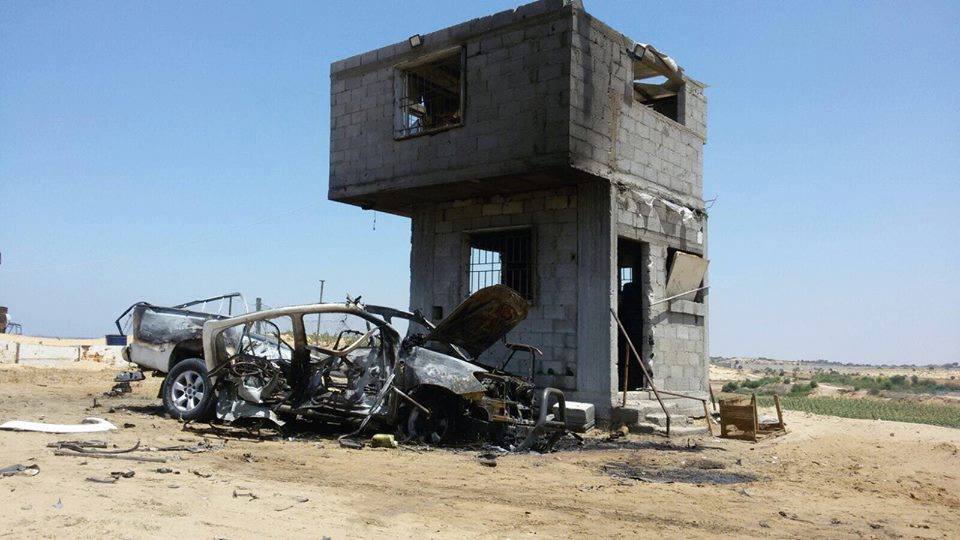 Remains of the vehicle used by the squad of incendiary balloon launchers attacked by the IDF (QudsN Twitter account, August 5, 2018).