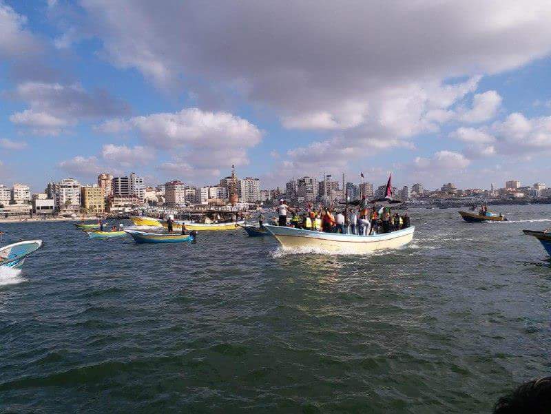 Hamas boats sail toward the naval border with Israel north of the Gaza Strip (Palinfo Twitter account, August 18, 2018).