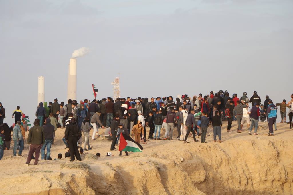 The weekly demonstration and mini-flotilla in the northern Gaza Strip (Facebook page of the Popular Front's information office in the northern Gaza Strip, December 17, 2018).