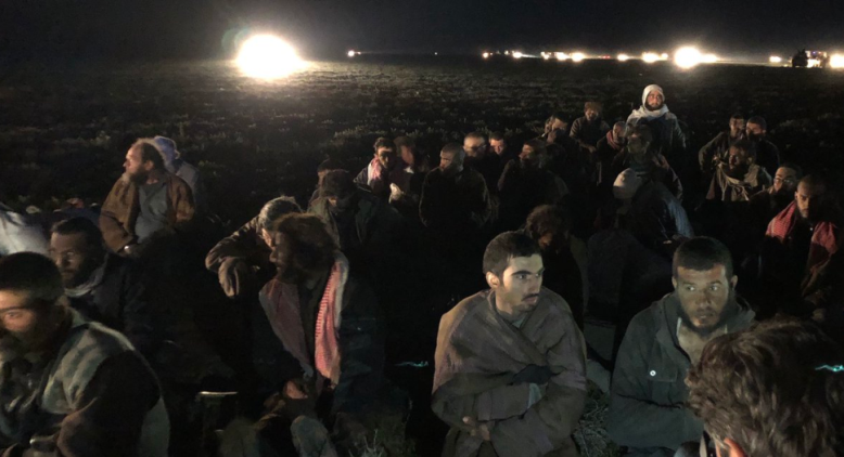 Some of the 350 ISIS operatives who have surrendered to the SDF forces in Al-Baghouz Fawqani (Twitter, February 26, 2019)