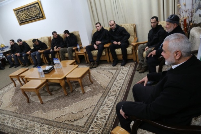 Formal reception held in Isma'il Haniyeh's office in Gaza City for the released Palestinians. Also present were senior Hamas figures Yahya al-Sinwar, Fathi Hamad, Ahmed Bahar and Khalil al-Haya (Palinfo, February 28, 2019).