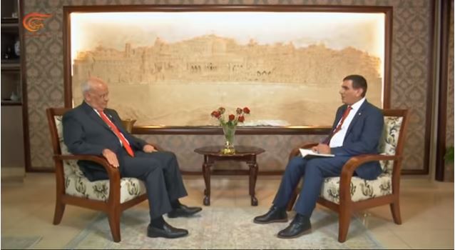 Entretien avec Saeb Erekat par le correspondant de la télévision al-Mayadeen, Nasr al-Laham (Site Internet de la télévision al-Mayadeen, 25 mai 2019)