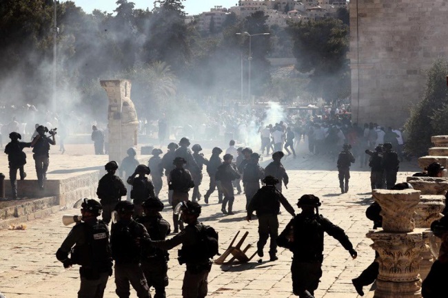 Clashes on the Temple Mount (QudsN Facebook page, August 11, 2019).