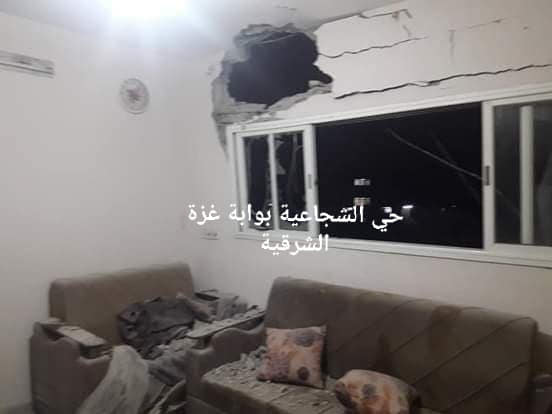 Dommages causés par une roquette lancée en territoire israélien qui s'est abattue sur une maison de l'Est de la bande de Gaza (Page Facebook Shja3eya, 8 septembre 2019)