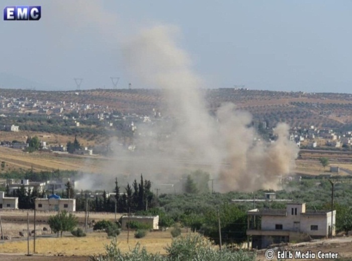 Un nuage de poussière à la suite de tirs d'artillerie à Maarat Harma, au Sud d'Idlib (Edlib Media Center, 20 septembre 2019)