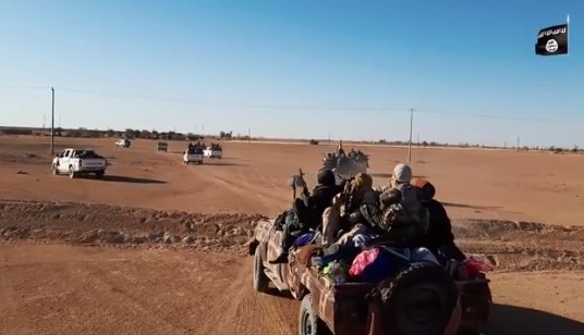 ISIS operatives leaving the town of Ghadwa and driving into the desert on SUVs (Akhbar al-Muslimeen, December 4, 2019)