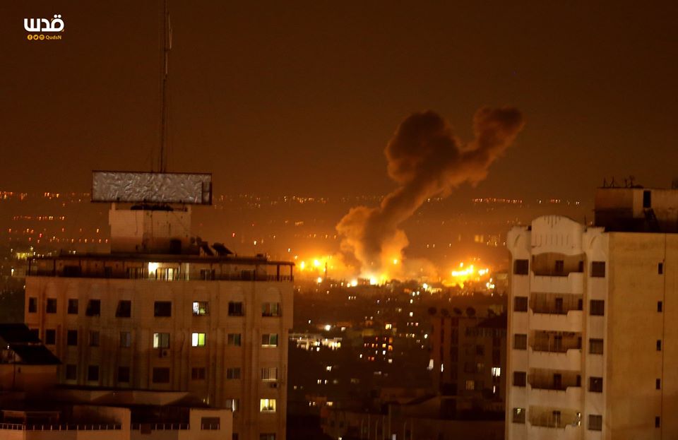 IDF planes attack the Gaza Strip during the night (QudsN Facebook page, January 16, 2020).