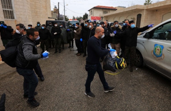 17 coronavirus patients from the Bethlehem district who had been quarantined in the Angel Hotel in Beit Jala are sent home (Wafa, March 20, 2020).