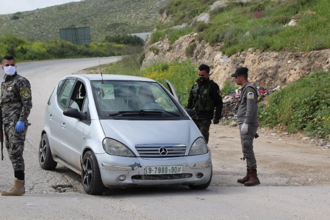 כוחות ביטחון פלסטיניים מגבירים את בדיקותיהם בכניסה וביציאה לטול כרם (ופא, 28 במרץ 2020)