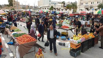 נקודות שיווק חדשות שפתחה עירית ח'אן יונס כדי למנוע התקהלות של אנשים 
(חשבון הטוויטר של העיתונאי חסן אצליח, 31 במרץ 2020)
