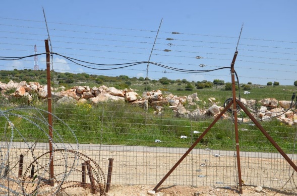 The fence after repairs (Twitter account of Ali Shoeib, April 19, 2020).