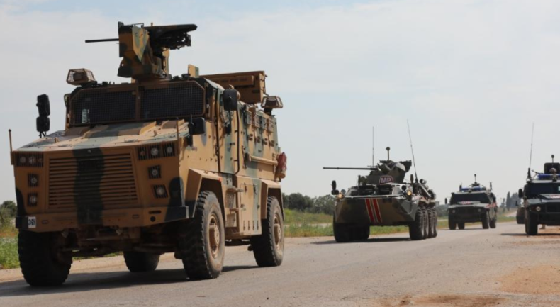 Tanks and armored vehicles of the Turkish army and the Russian Military Police during the joint patrol (Orient Net, a website affiliated with Turkey and the Turkish-sponsored rebel organizations)