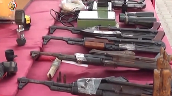 Weapons and military equipment found in the possession of ISIS operatives (Facebook page of the Egyptian army spokesman, May 3, 2020) 