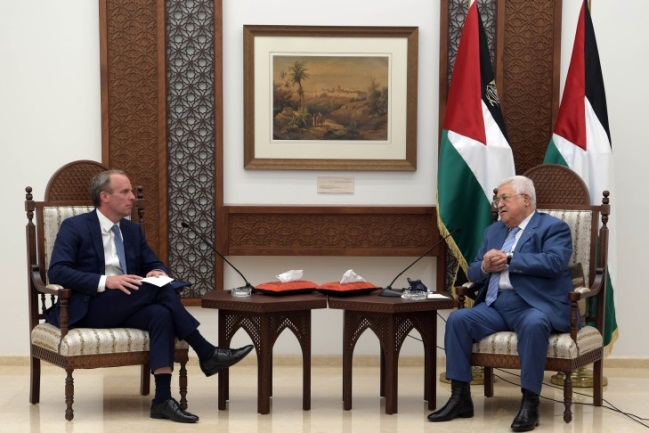 Mahmoud Abbas meets with Dominic Raab, the British foreign minister.