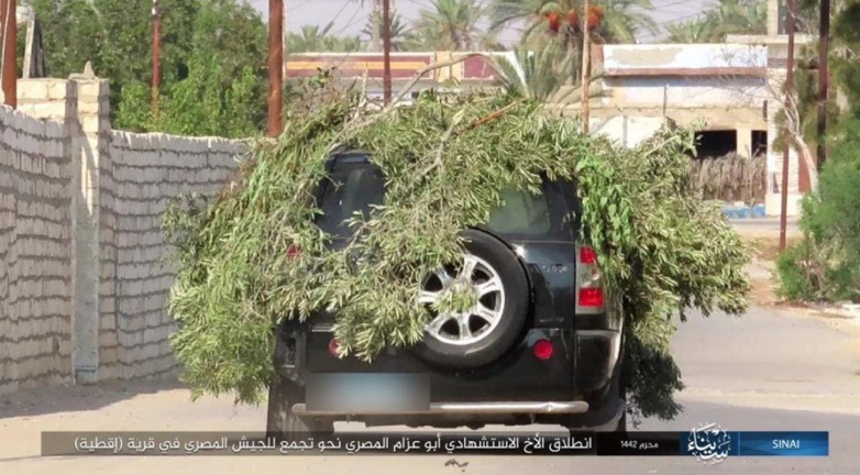 سيارة تنظيم الدولة الإسلامية المفخخة يقودها إرهابي انتحاري في طريقها إلى حشد من قوات الجيش المصري في قرية اقطيه (تلغرام، 29 آب/ أغسطس 2020). 