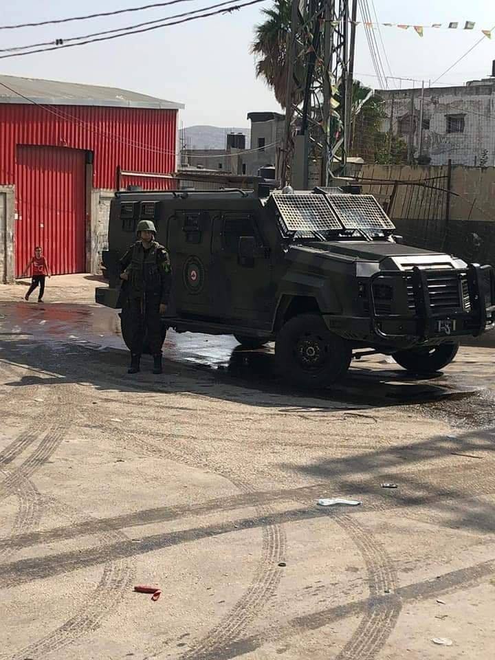 Palestinian security forces deploy on the main street of the Balata refugee camp (Facebook page of Balata al-Hadath, November 3, 2020). 