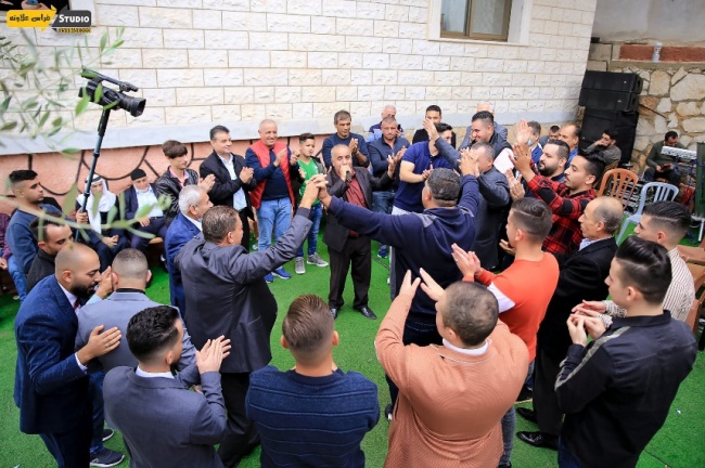 A wedding in the Nablus district. No masks, no social distancing (Facebook page of the Firas al-Awna Studio in the Jenin district, November 7, 2020).