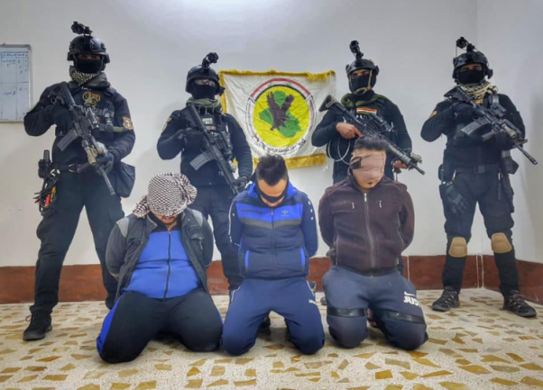 Three ISIS operatives apprehended by the Iraqi Counterterrorism Unit (Facebook page of the Iraqi Counterterrorism Unit, December 25, 2020)