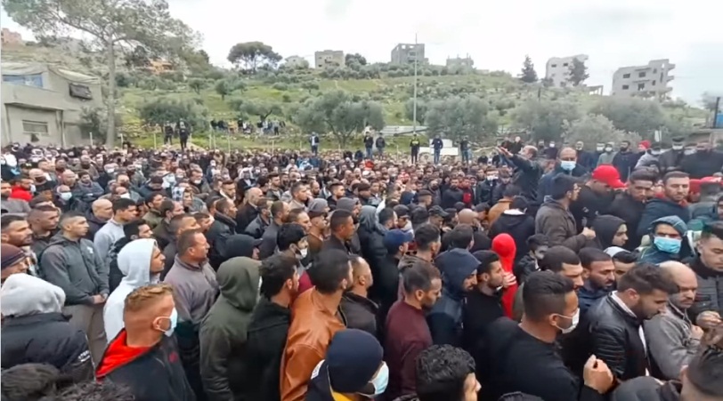 Mass funeral in the village of Salem for two young men killed in a car accident. Few masks and no social distancing (Facebook page of the village of Salem, March 1, 2021).