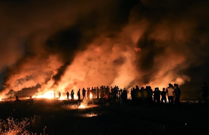 Activity of the night harassment units near the fence in the Gaza Strip (QUDSN website, May 9, 2021)