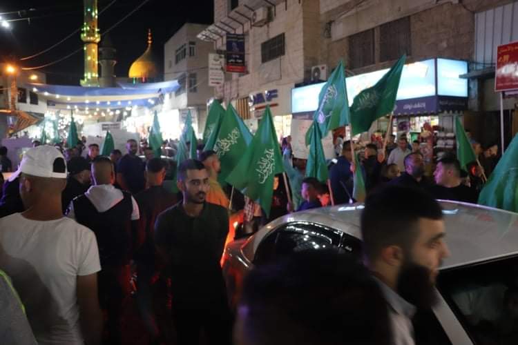 Hamas holds a demonstration and riot in Dura in solidarity with the Gaza Strip (Palinfo Twitter account, May 12, 2021). 