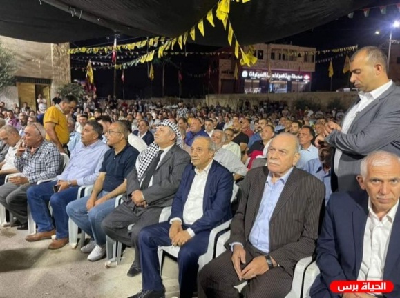 Majid Faraj, head of Palestinian general intelligence (seated, third from right) heads a delegation from the Hebron and Bethlehem districts in a condolence call to Bayt Ummar (al-Hayat Press, July 31, 2021).