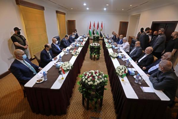 The Palestinian leadership meets with Abbas Kamel, head of Egyptian General Intelligence (Hamas website, October 5, 2021).