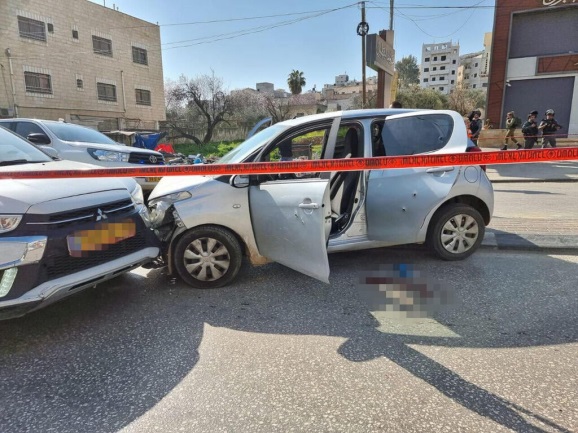 זירת פיגוע הירי בחוארה (חשבון הטוויטר של שהאב, 26 בפברואר 2023)