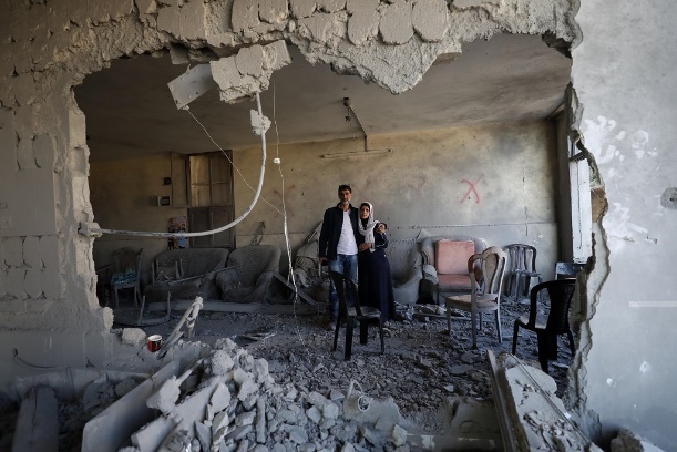 The apartment demolished by Israeli security forces (Right: @J7Rahaf Twitter account. Left: Wafa, June 22, 2023).