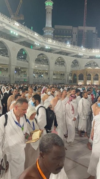 The Hamas leadership in Mecca. Right: Isma'il Haniyeh is second from the left (palsawa, June 25, 2023). 