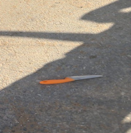 The knife found in the Palestinian's backpack (IDF Twitter account, July 20 2023).