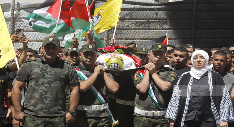 Military funeral attended by the governor of the Ramallah district (Wafa, August 7, 2023)